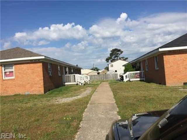 9533 19th Bay ST, Norfolk, VA 23518