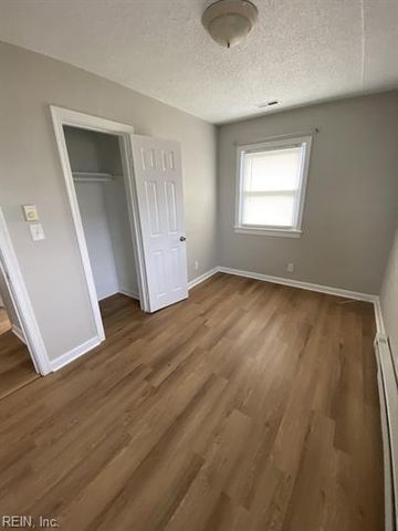 9533 19th Bay ST, Norfolk, VA 23518