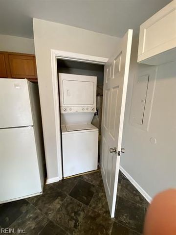 9533 19th Bay ST, Norfolk, VA 23518