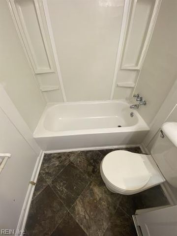 9533 19th Bay ST, Norfolk, VA 23518