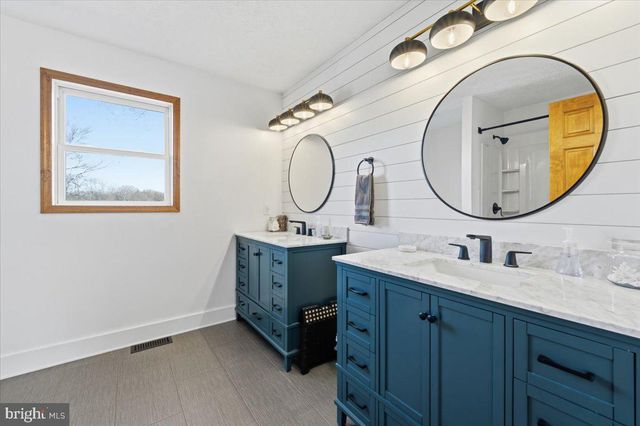 1970 MOREWOOD RD, Hardy, VA 24101