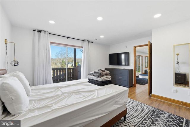 1970 MOREWOOD RD, Hardy, VA 24101