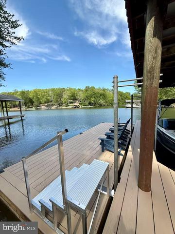 1970 MOREWOOD RD, Hardy, VA 24101