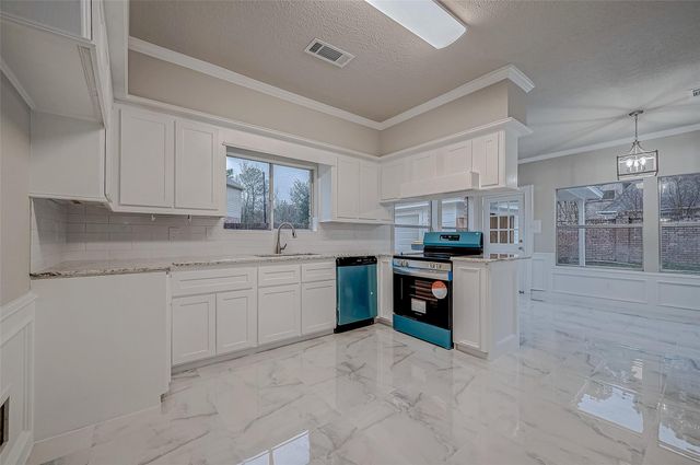 4218 Bayglen Court, Houston, TX 77068