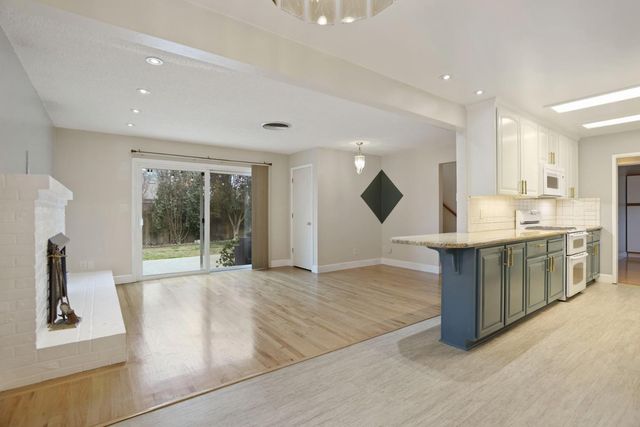 2019 Debbie Ln, Lodi, CA 95242