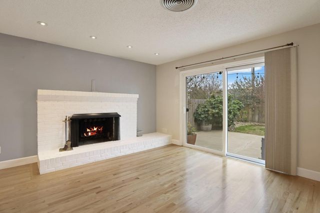 2019 Debbie Ln, Lodi, CA 95242