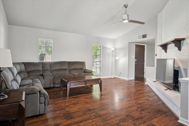 2036 Apple Valley Road, Plano, TX 75023