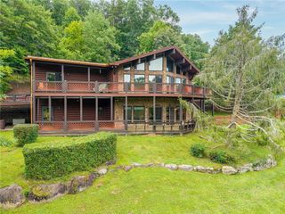 131 Talona Lake Terrace, Ellijay, GA 30536