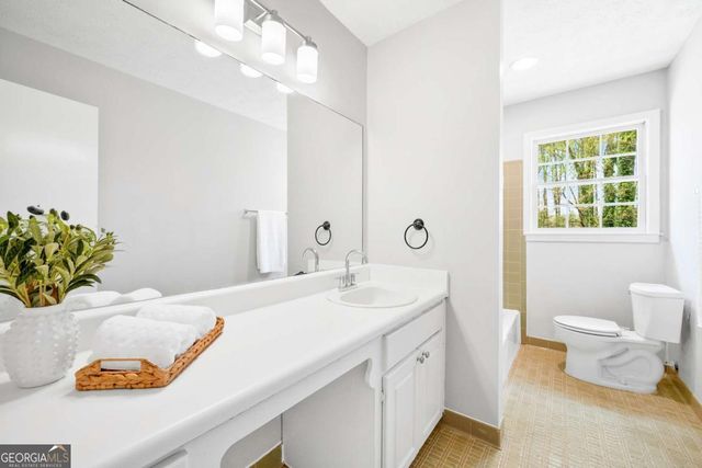 155 King David Drive SW, Lilburn, GA 30047