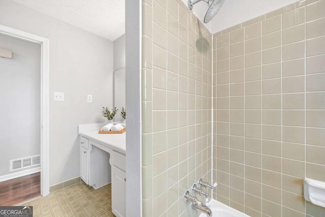 155 King David Drive SW, Lilburn, GA 30047