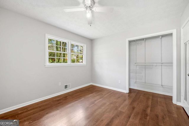 155 King David Drive SW, Lilburn, GA 30047