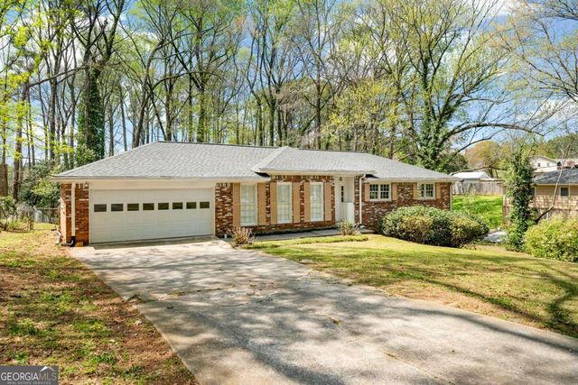 155 King David Drive SW, Lilburn, GA 30047