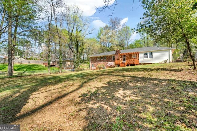 155 King David Drive SW, Lilburn, GA 30047