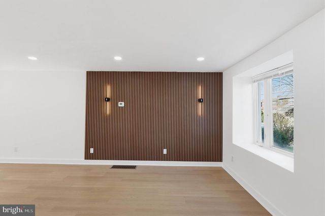 2244 E WASHINGTON LN, Philadelphia, PA 19138