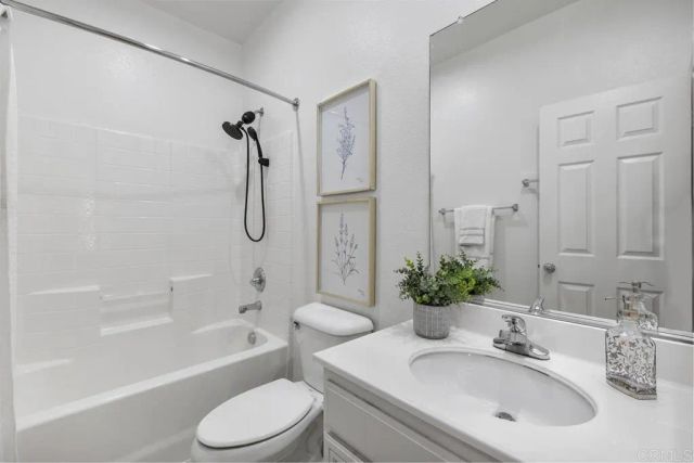 425 S Meadowbrook Drive 132, San Diego, CA 92114