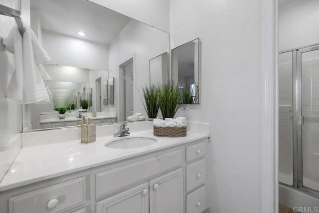 425 S Meadowbrook Drive 132, San Diego, CA 92114
