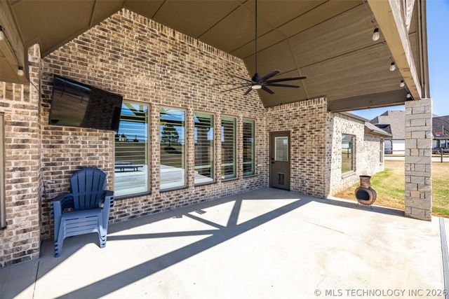 7106 E 89th Street North, Owasso, OK 74073