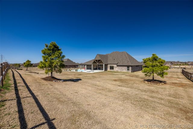 7106 E 89th Street North, Owasso, OK 74073