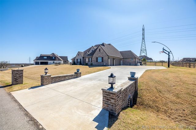 7106 E 89th Street North, Owasso, OK 74073