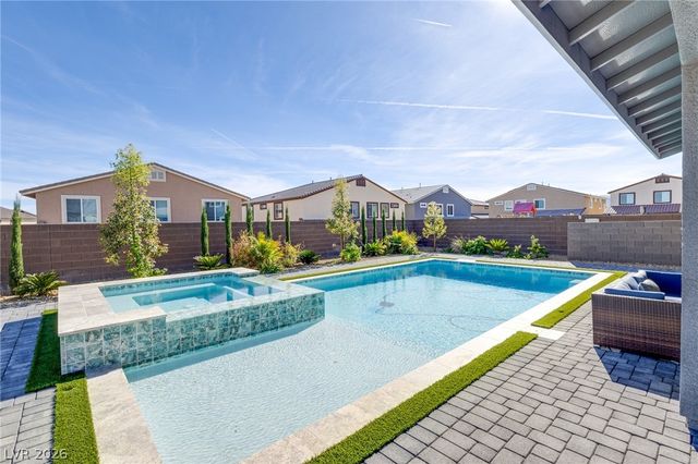 1913 Turner Cove Court, North Las Vegas, NV 89084