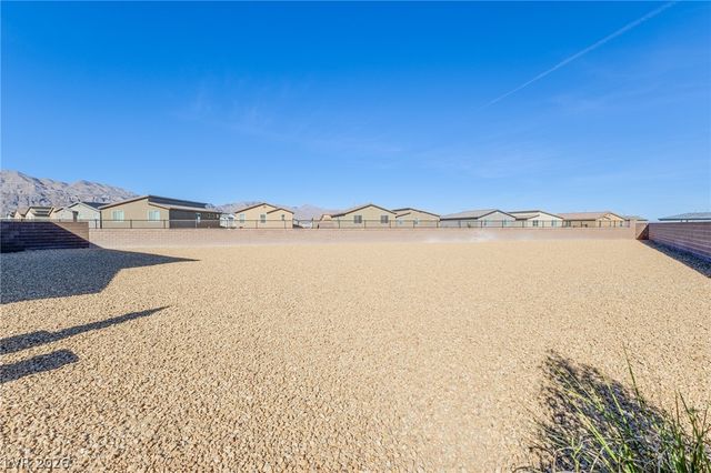 1913 Turner Cove Court, North Las Vegas, NV 89084