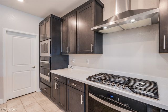 1913 Turner Cove Court, North Las Vegas, NV 89084