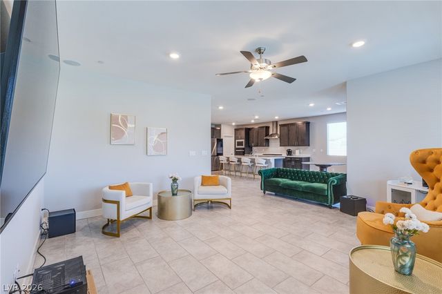 1913 Turner Cove Court, North Las Vegas, NV 89084