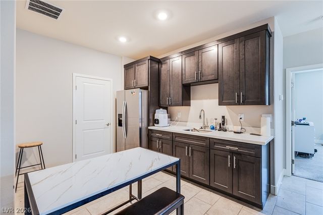 1913 Turner Cove Court, North Las Vegas, NV 89084