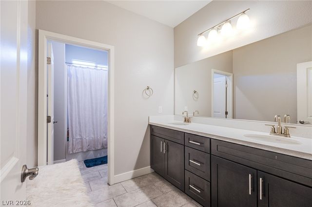 1913 Turner Cove Court, North Las Vegas, NV 89084