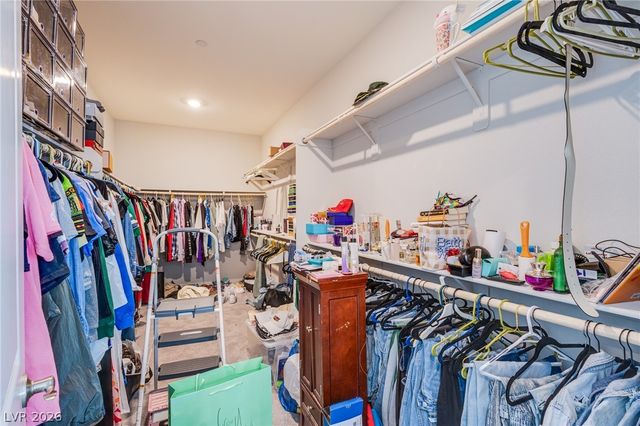 1913 Turner Cove Court, North Las Vegas, NV 89084