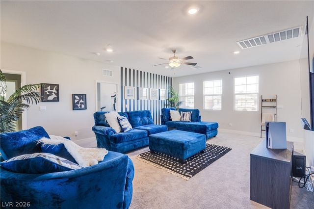 1913 Turner Cove Court, North Las Vegas, NV 89084