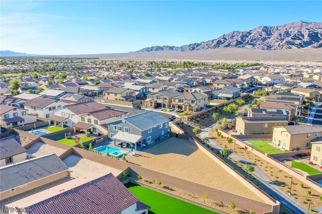 1913 Turner Cove Court, North Las Vegas, NV 89084