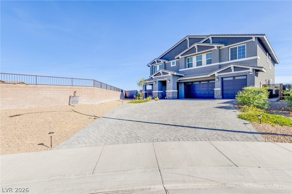 1913 Turner Cove Court, North Las Vegas, NV 89084