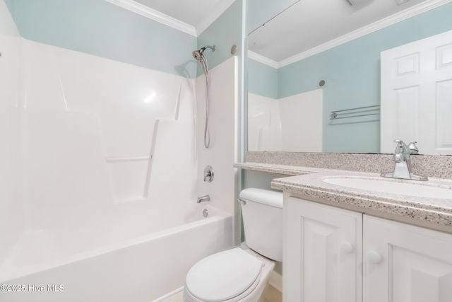 100 Southern Magnolia Court, Hampstead, NC 28443