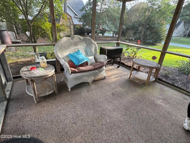 100 Southern Magnolia Court, Hampstead, NC 28443