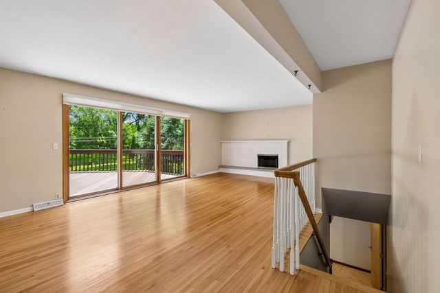 6617 Naomi Drive, Edina, MN 55439