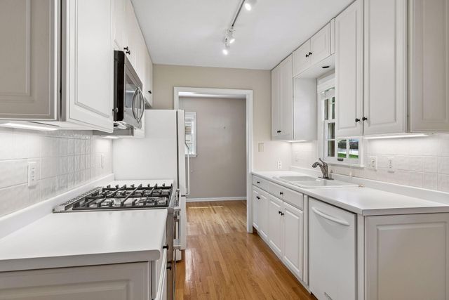 6617 Naomi Drive, Edina, MN 55439