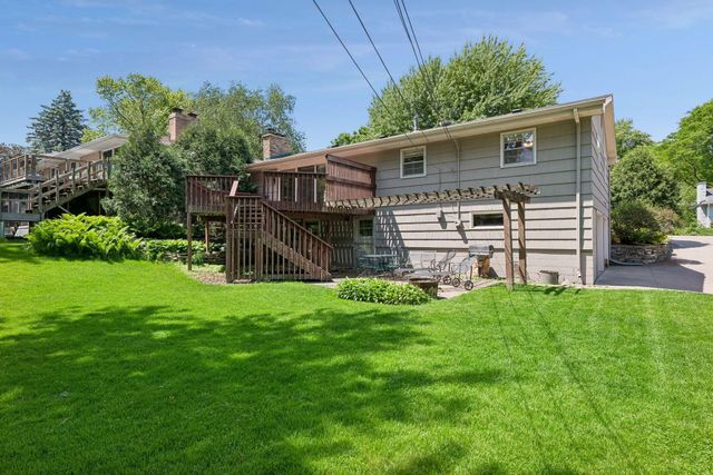 6617 Naomi Drive, Edina, MN 55439