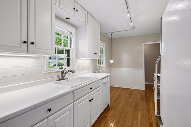 6617 Naomi Drive, Edina, MN 55439