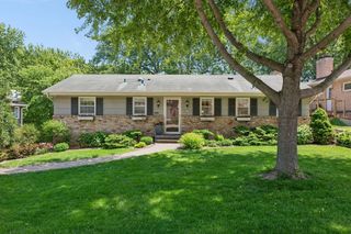 6617 Naomi Drive, Edina, MN 55439