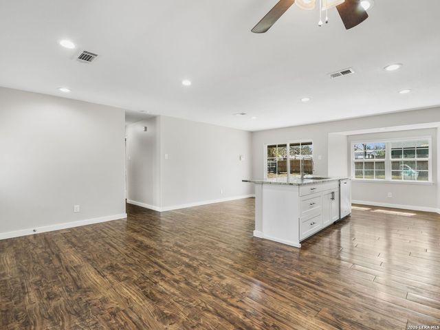 509 Hickman, Boerne, TX 78006