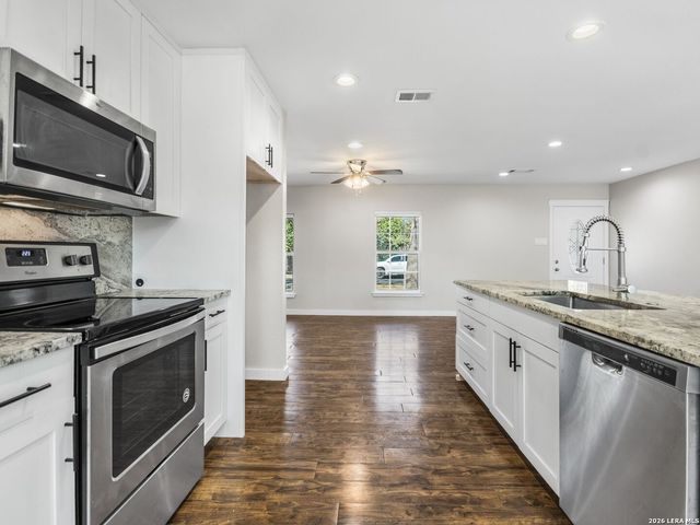 509 Hickman, Boerne, TX 78006