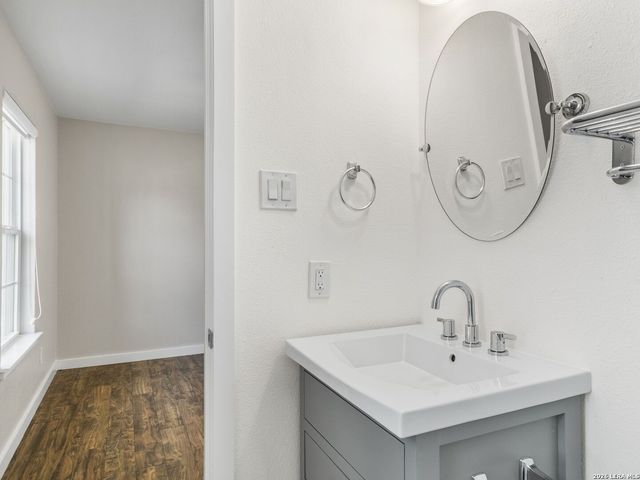 509 Hickman, Boerne, TX 78006