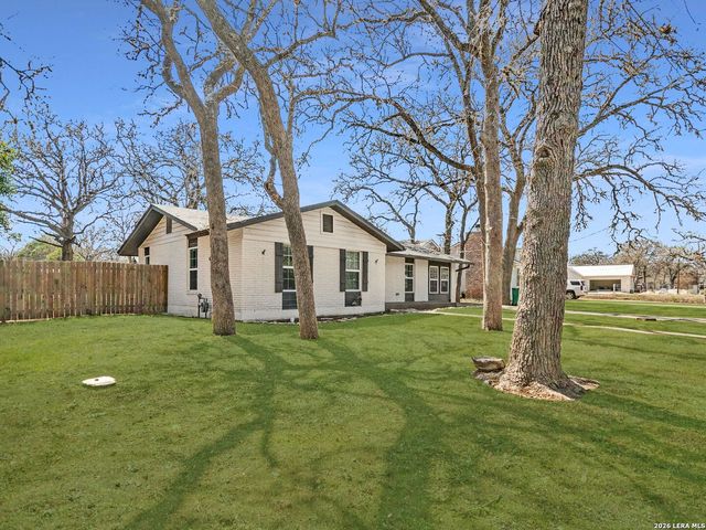 509 Hickman, Boerne, TX 78006