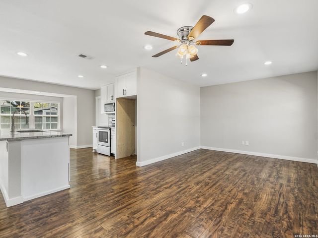 509 Hickman, Boerne, TX 78006