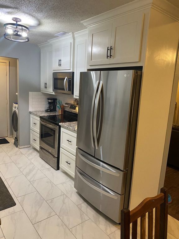 Image 4 of property listing at 294 Amistad Road, San Angelo, TX 76901