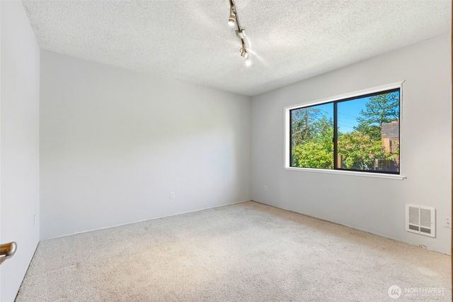 423 106th Place SW, Everett, WA 98204