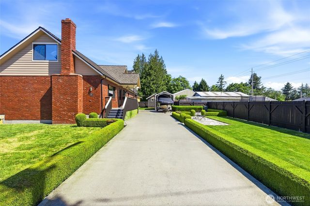 423 106th Place SW, Everett, WA 98204