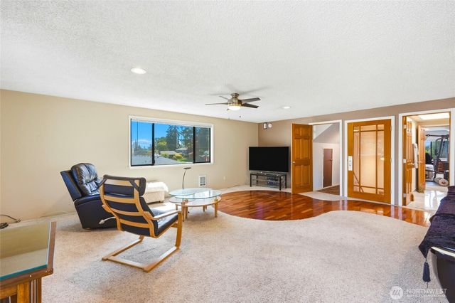 423 106th Place SW, Everett, WA 98204
