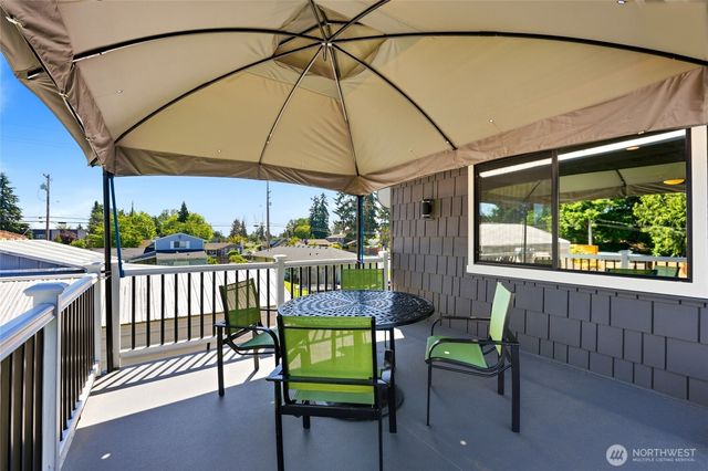 423 106th Place SW, Everett, WA 98204